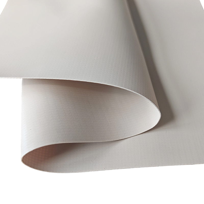 Tejido de PVC de doble cara con revestimiento 1000D de 550 g/m2 para inflables